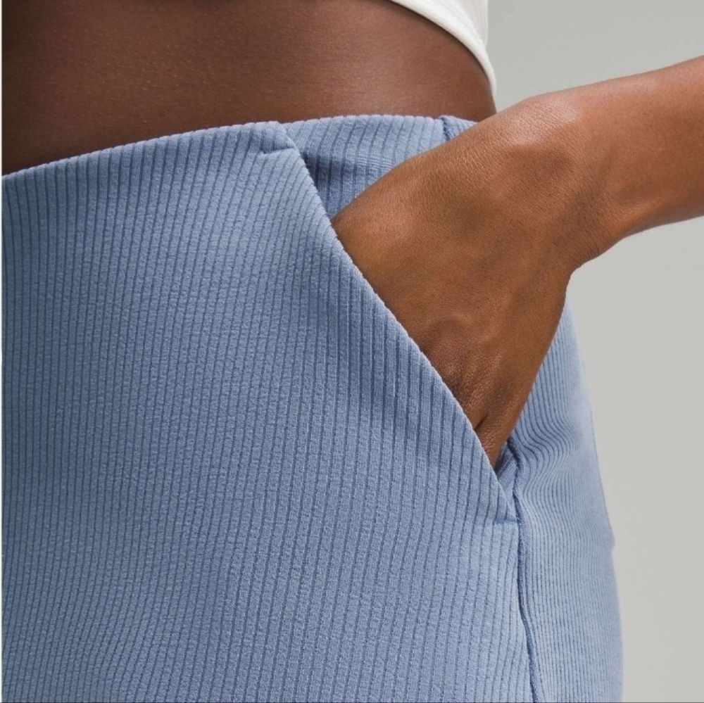 Lululemon Ribbed Softstreme Short - Picture 3 of 11